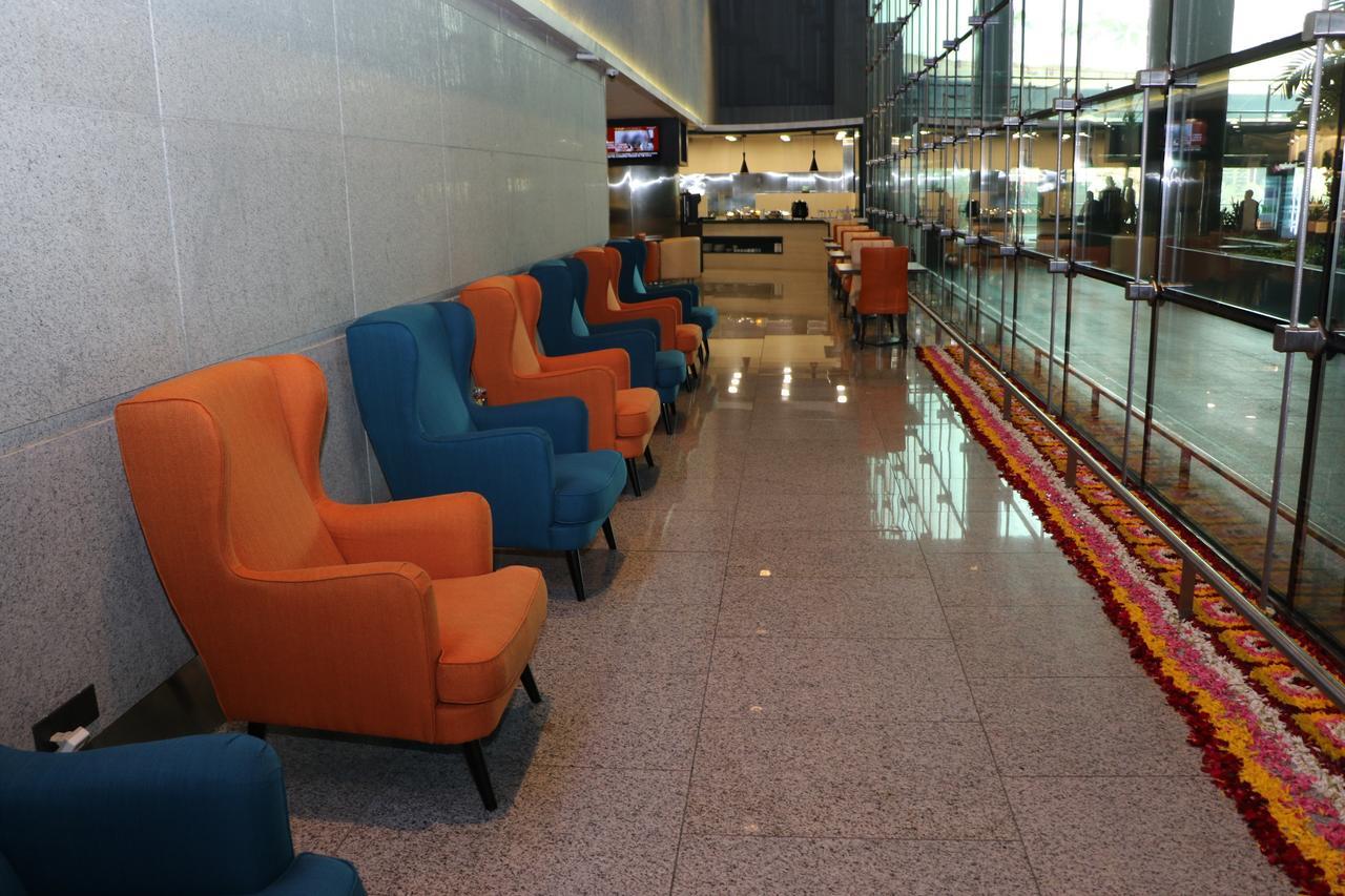 Отель Aviserv Lounge Мумбаи Экстерьер фото